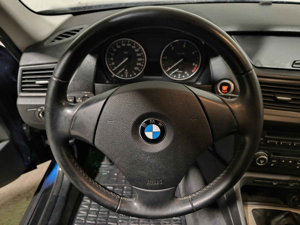 BMW X1 2.0 D  sDrive