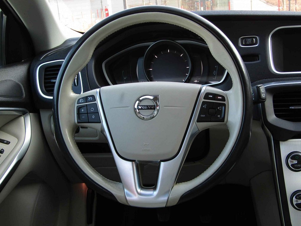 Volvo V40 2.0 D2 