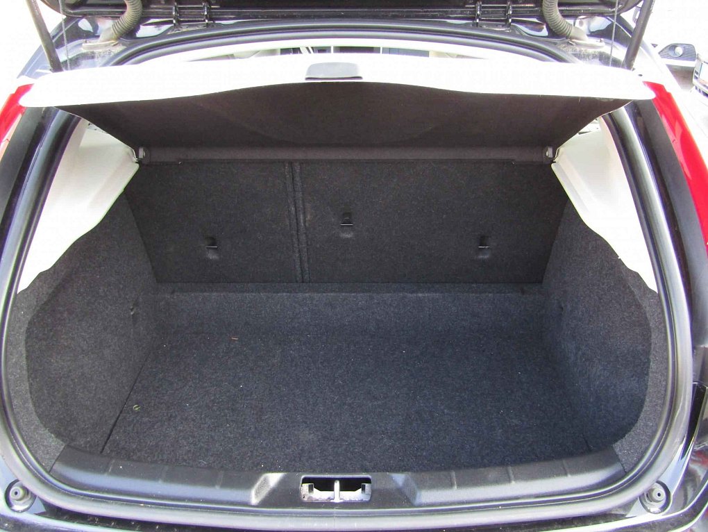 Volvo V40 2.0 D2 