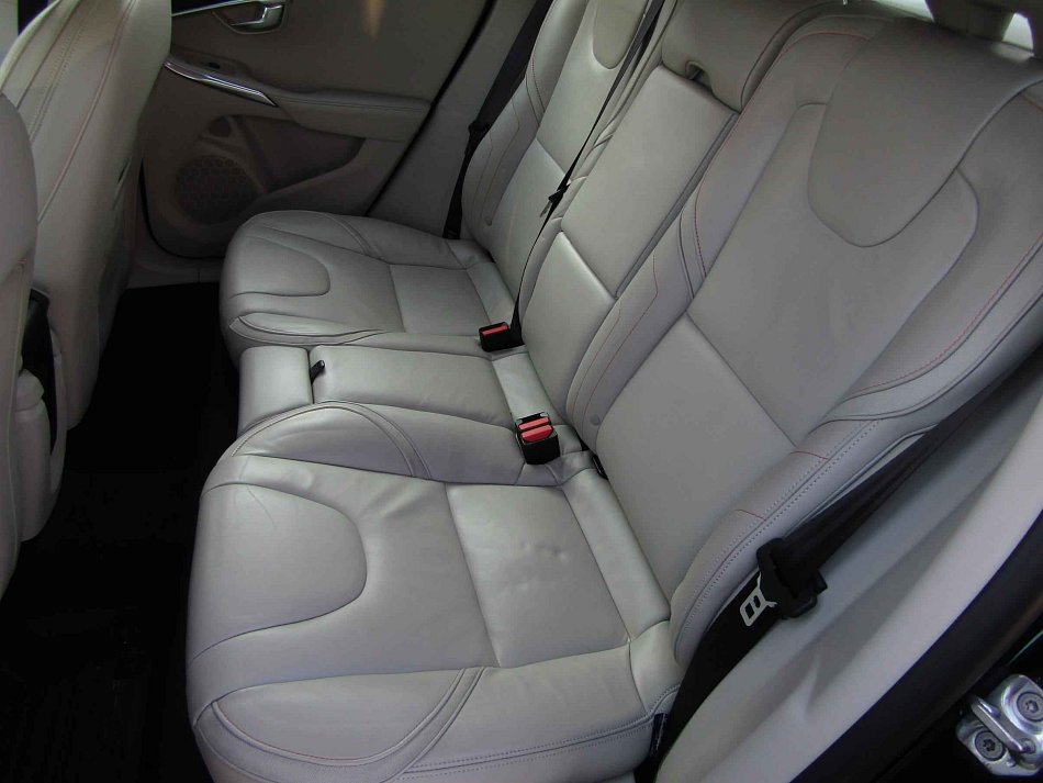 Volvo V40 2.0 D2 