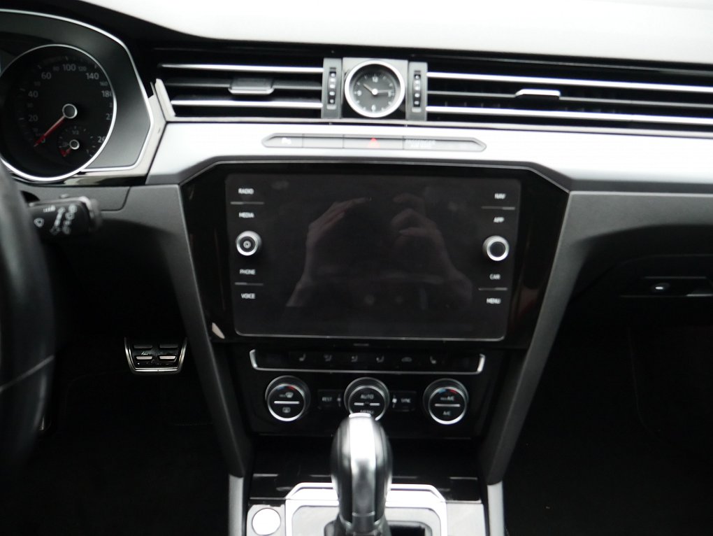 Volkswagen Passat 2.0TDi Comfortline R-Line