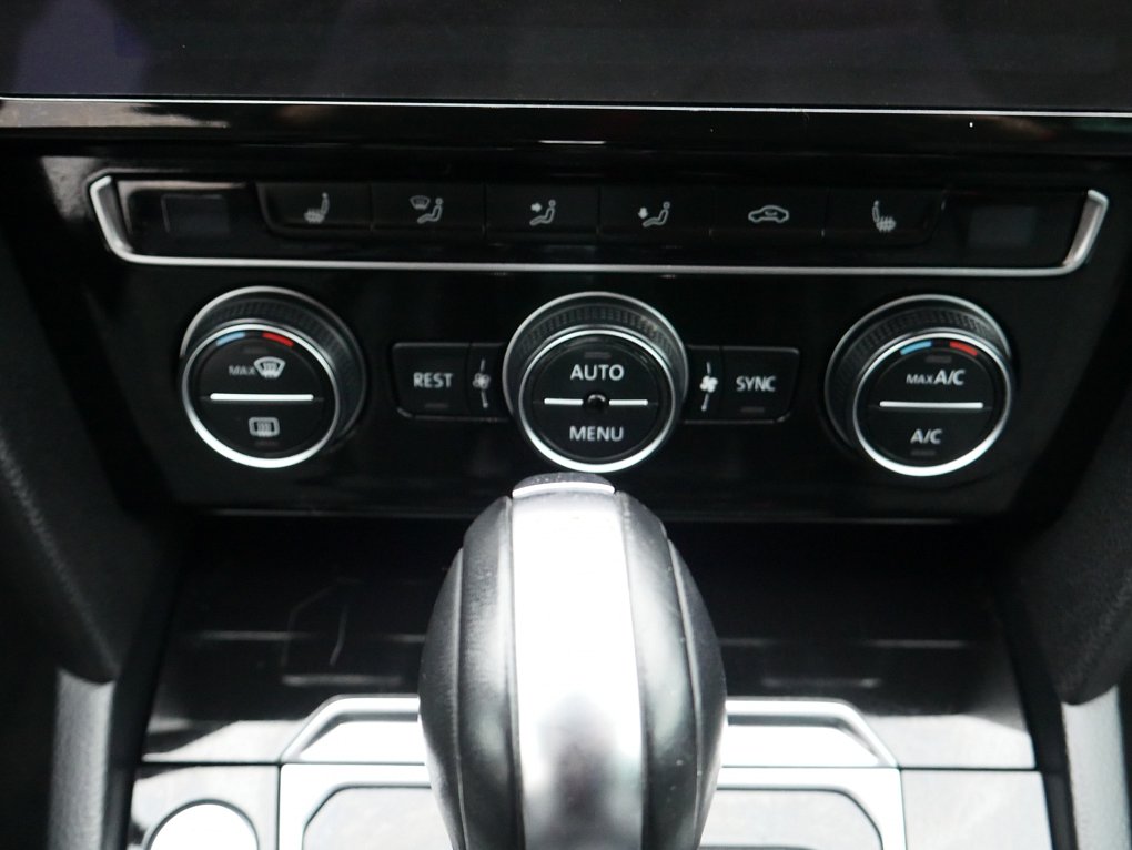 Volkswagen Passat 2.0TDi Comfortline R-Line