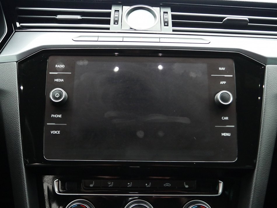 Volkswagen Passat 2.0TDi Comfortline R-Line