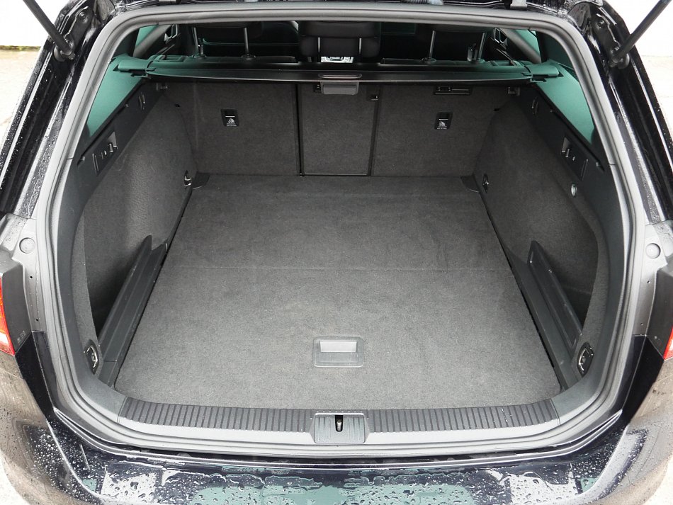Volkswagen Passat 2.0TDi Comfortline R-Line