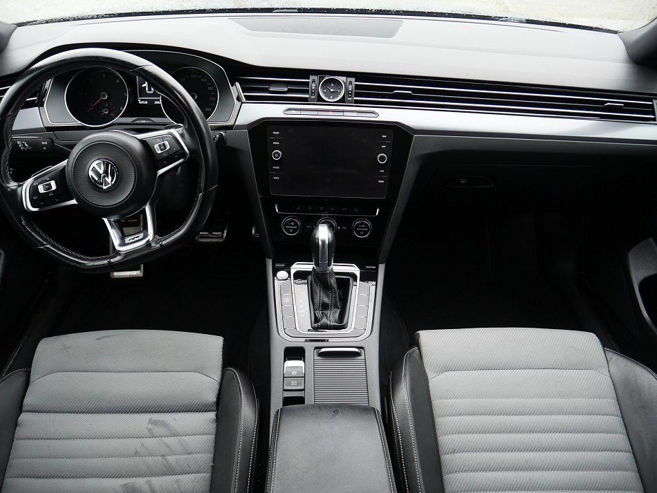 Volkswagen Passat 2.0TDi Comfortline R-Line
