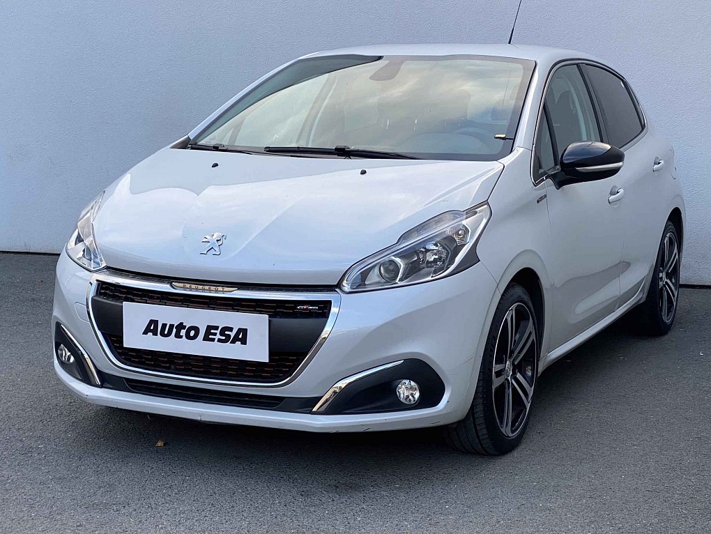 Peugeot 208 1.2PT GT Line
