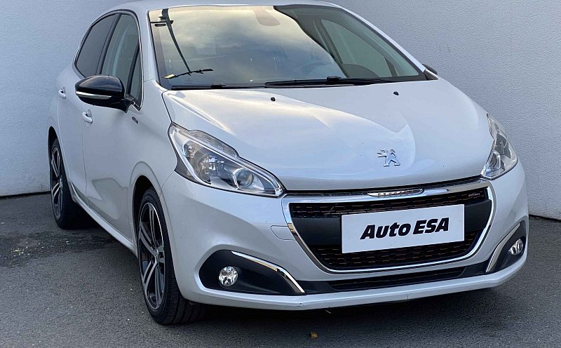 Peugeot 208 1.2PT GT Line