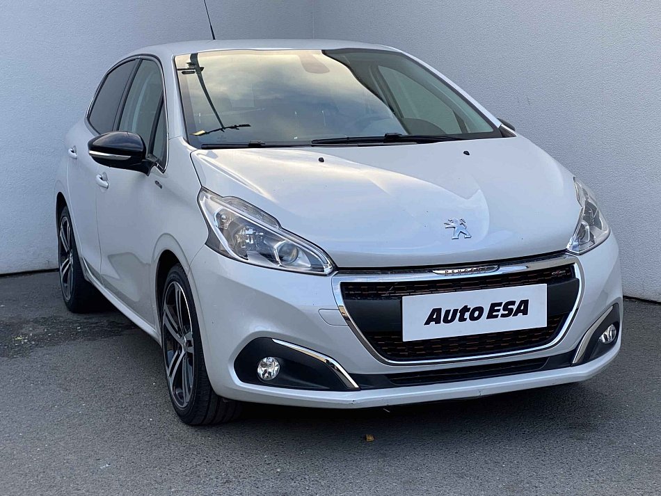 Peugeot 208 1.2PT GT Line