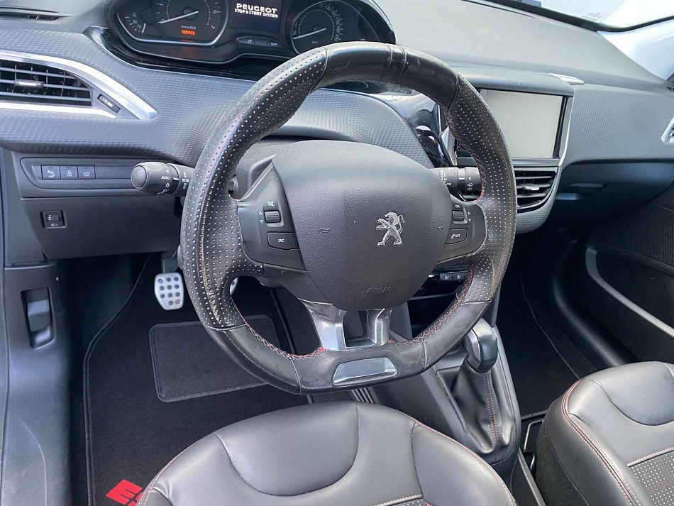 Peugeot 208 1.2PT GT Line