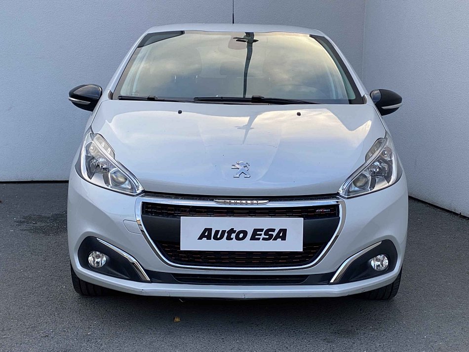 Peugeot 208 1.2PT GT Line