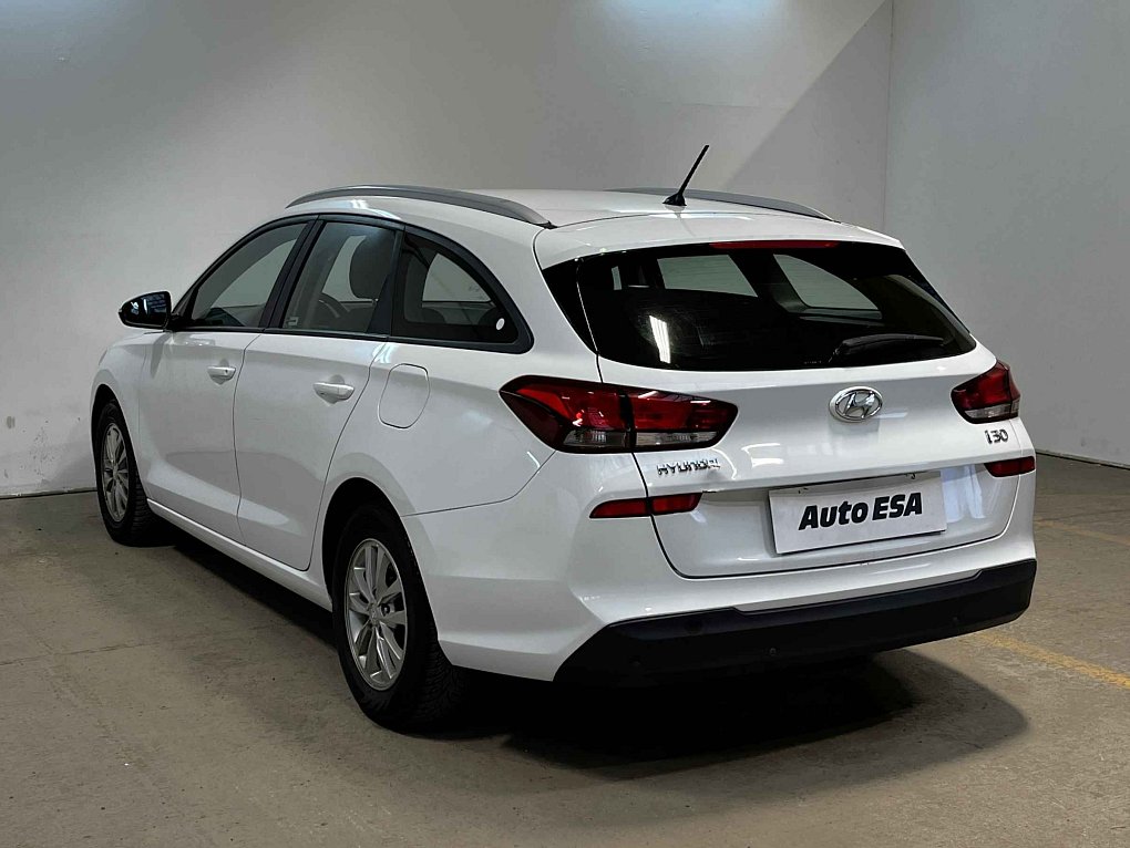 Hyundai I30 1.4 T-GDi Trikolor