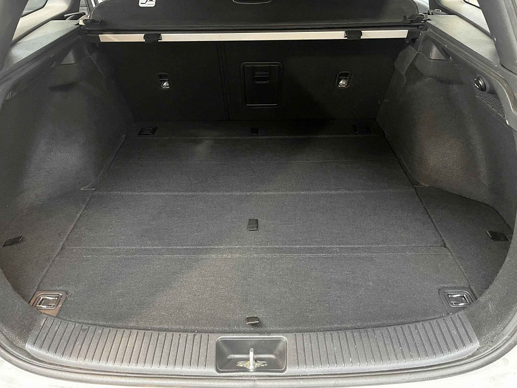 Hyundai I30 1.4 T-GDi Trikolor