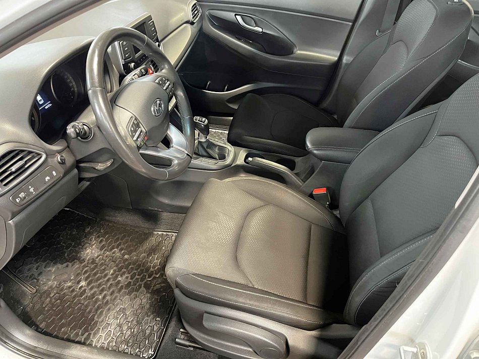 Hyundai I30 1.4 T-GDi Trikolor