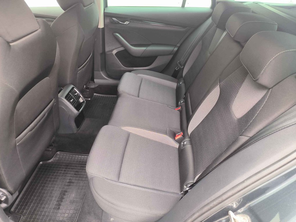 Škoda Octavia IV 2.0 TDi Ambition