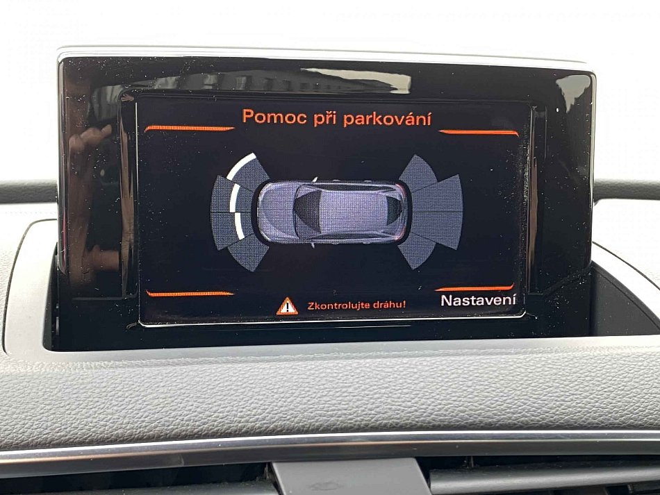 Audi Q3 2.0 TDi S-line quattro