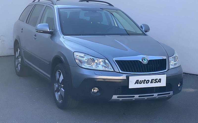 Škoda Octavia II 2.0 TDi Scout 4x4