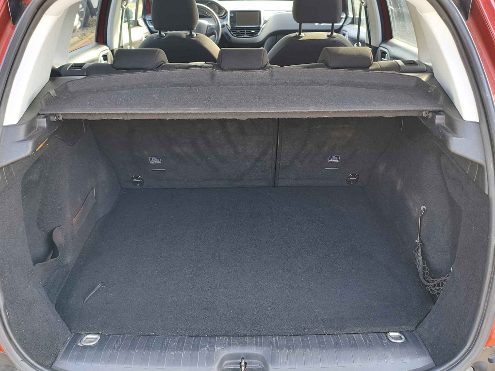Peugeot 2008 1.2PT Style