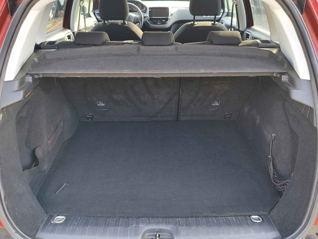 Peugeot 2008 1.2PT Style