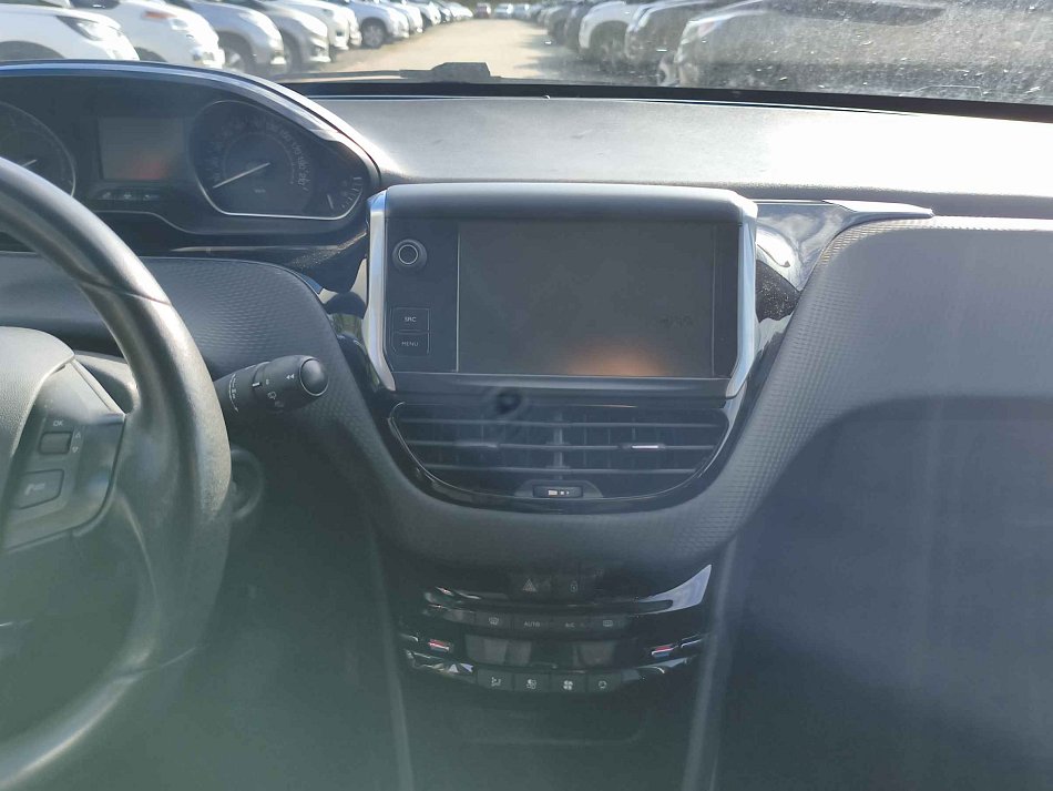 Peugeot 2008 1.2PT Style