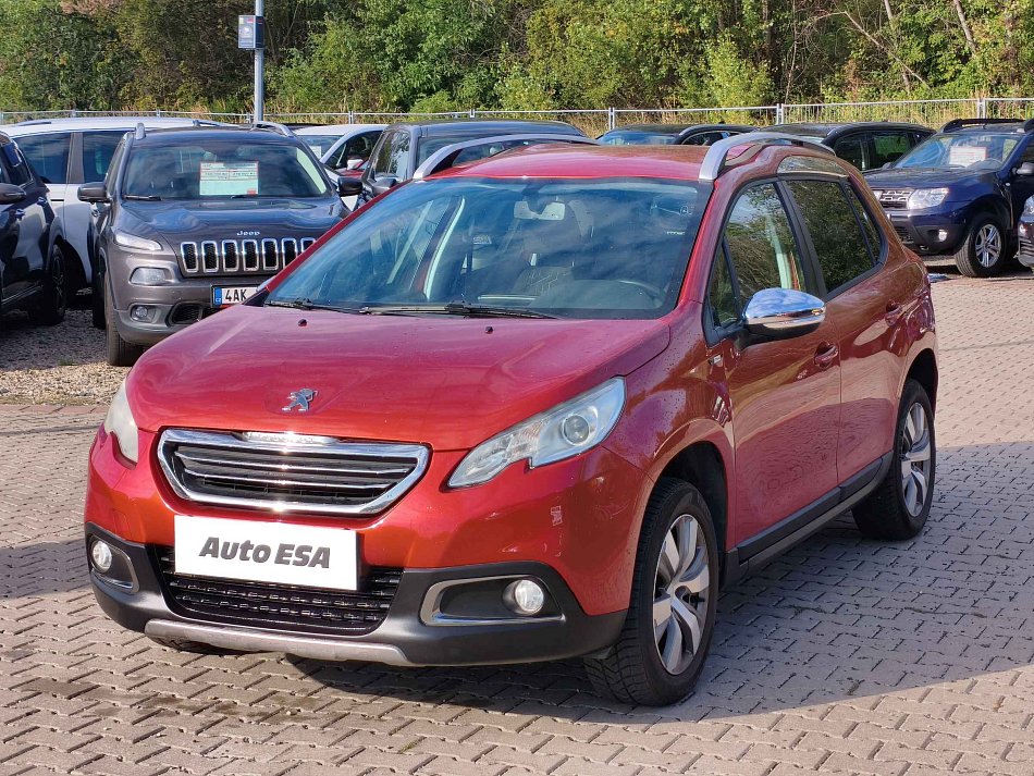 Peugeot 2008 1.2PT Style