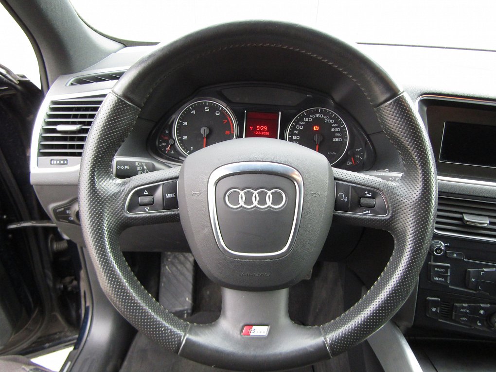 Audi Q5 2.0 TFSi S-line quattro