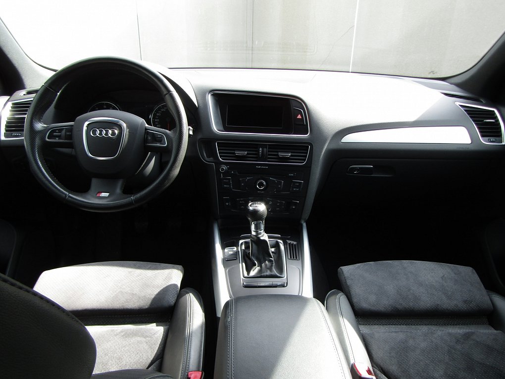 Audi Q5 2.0 TFSi S-line quattro