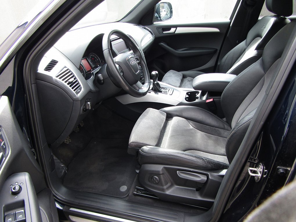 Audi Q5 2.0 TFSi S-line quattro