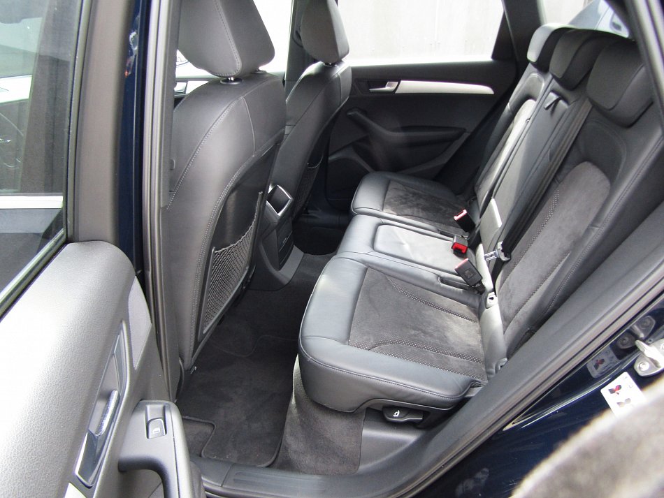 Audi Q5 2.0 TFSi S-line quattro