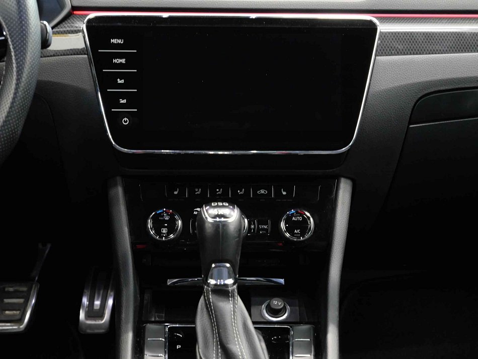 Škoda Superb III 2.0TDi SportLine 4x4