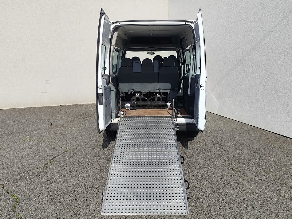 Ford Transit 2.2TDCi Trend L2H2 6míst