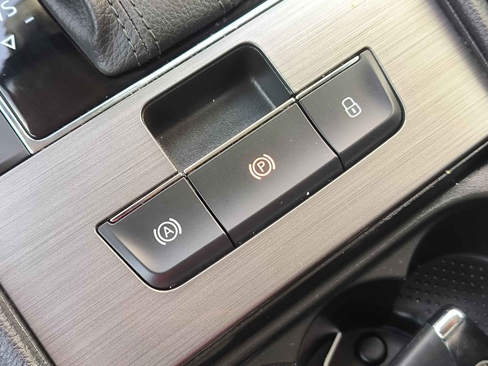 Škoda Superb III 2.0 TDi Style 4x4