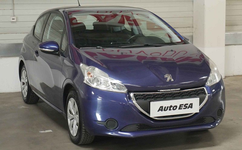 Peugeot 208 1.2 PT 
