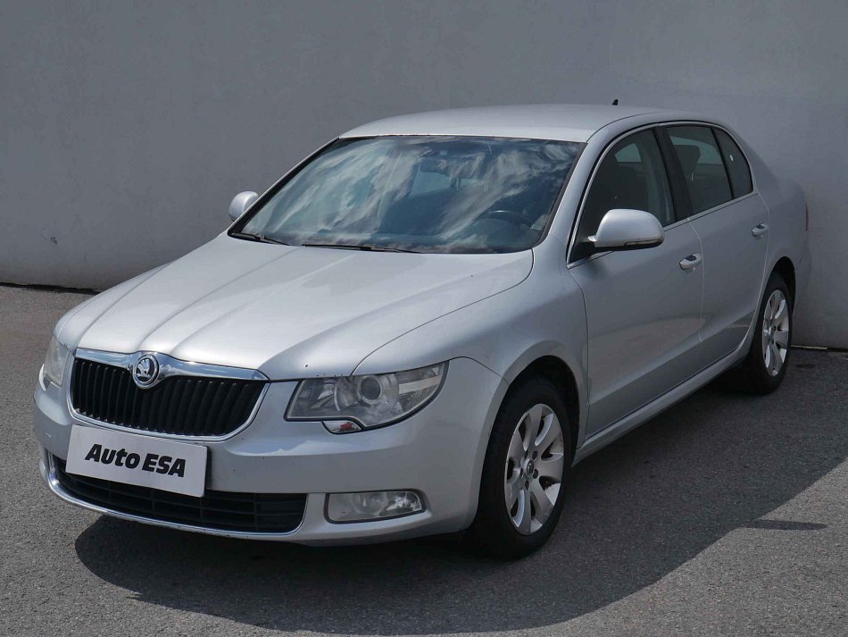 Škoda Superb II 2.0TDi Ambition