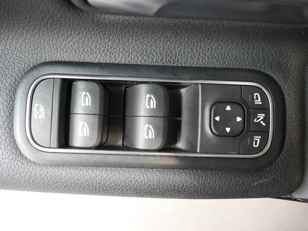Mercedes-Benz Třída A 1.3i 