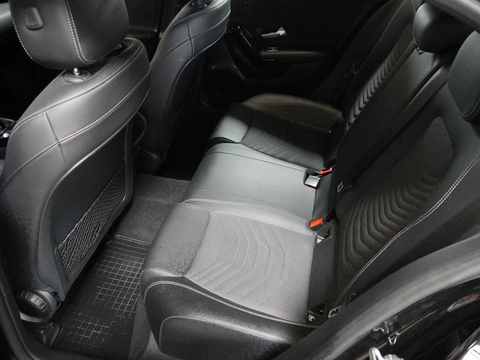 Mercedes-Benz Třída A 1.3i 