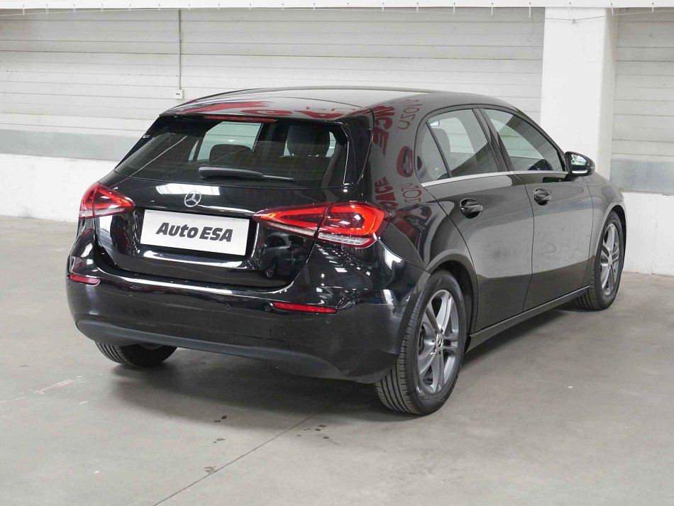 Mercedes-Benz Třída A 1.3i 