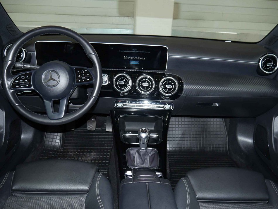 Mercedes-Benz Třída A 1.3i 