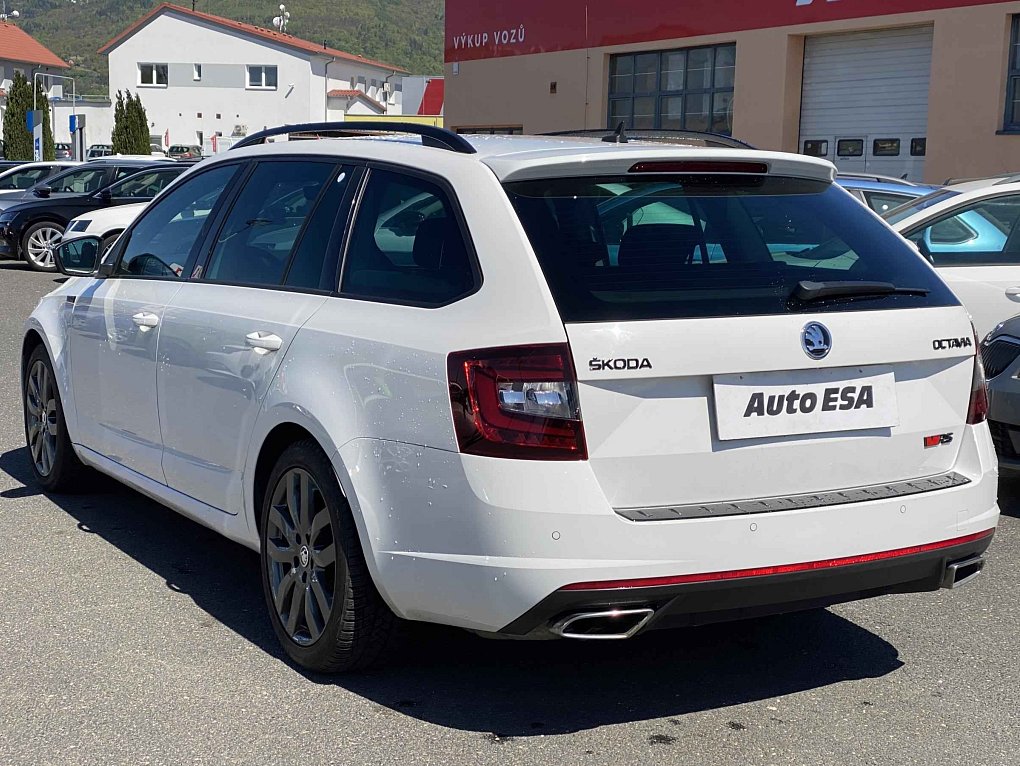Škoda Octavia III 2.0 TDi RS