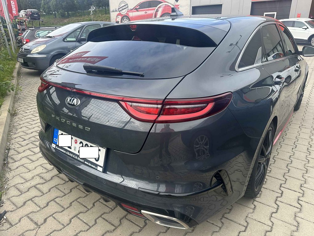 Kia Proceed 1.6 T-GDi 
