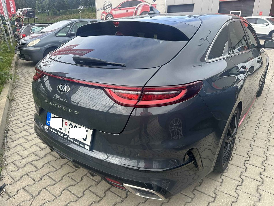 Kia Proceed 1.6 T-GDi 