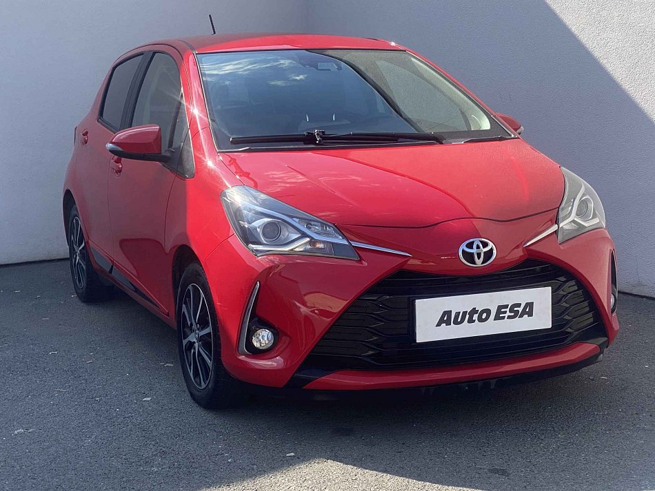 Toyota Yaris 1.5 VVT-i Active
