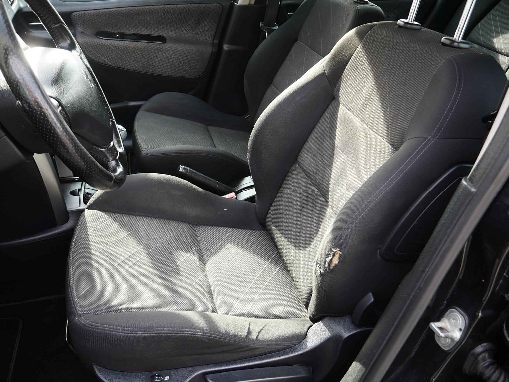 Peugeot 207 1.6i 