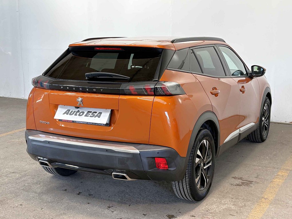 Peugeot 2008 1.2 PT 