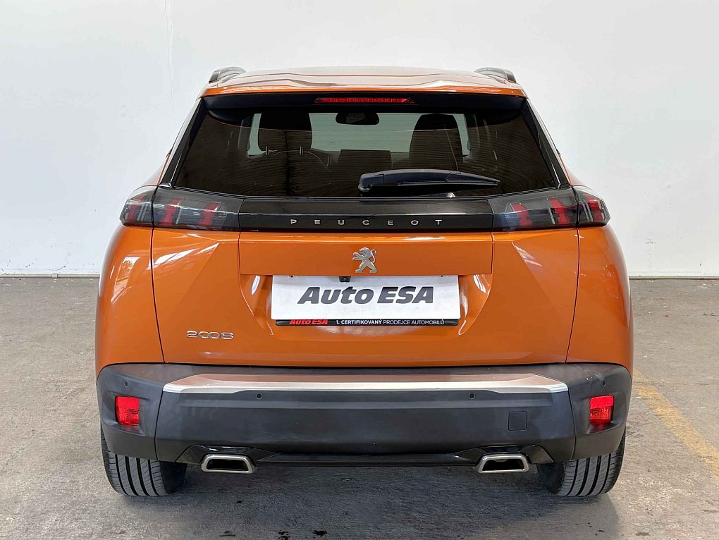 Peugeot 2008 1.2 PT 