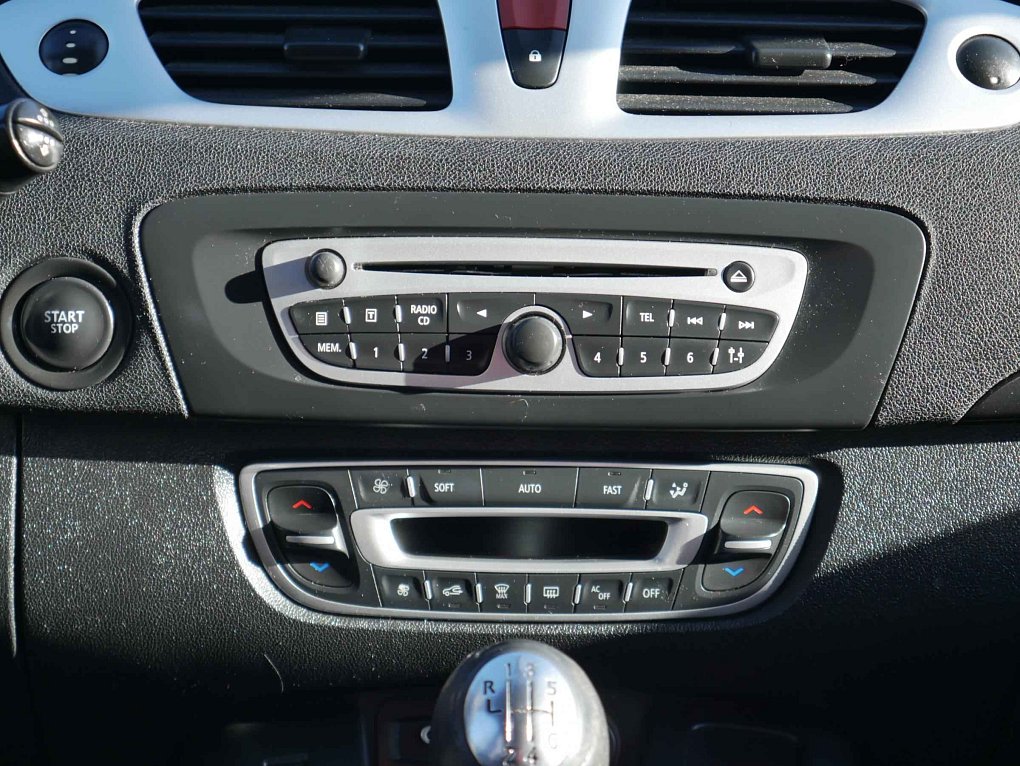 Renault Scénic 1.9 DCi 