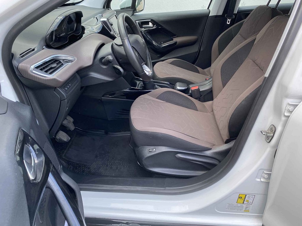 Peugeot 2008 1.2PT Active