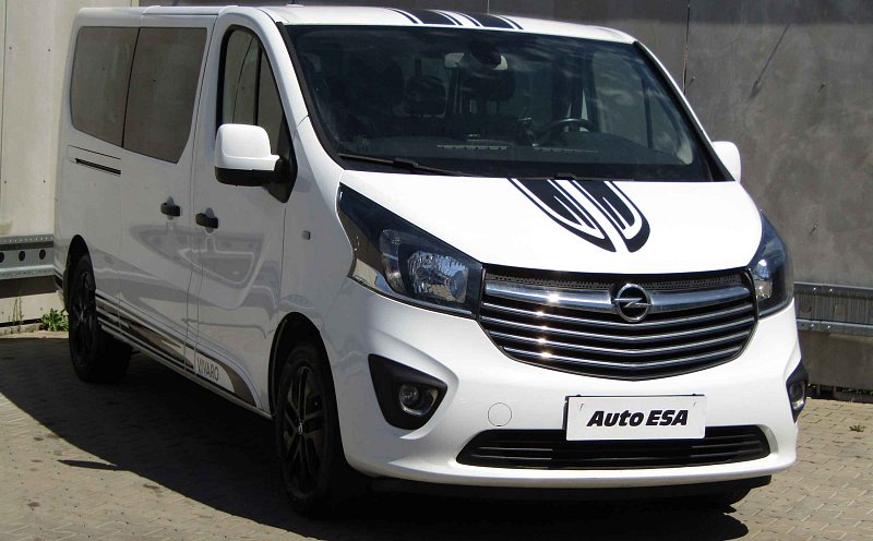 Opel Vivaro 1.6CDTi  L2 9míst