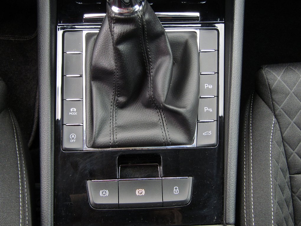 Škoda Superb III 2.0 TDi Style