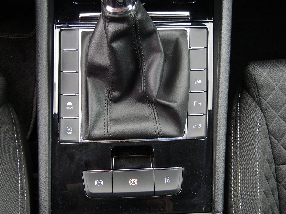 Škoda Superb III 2.0 TDi Style