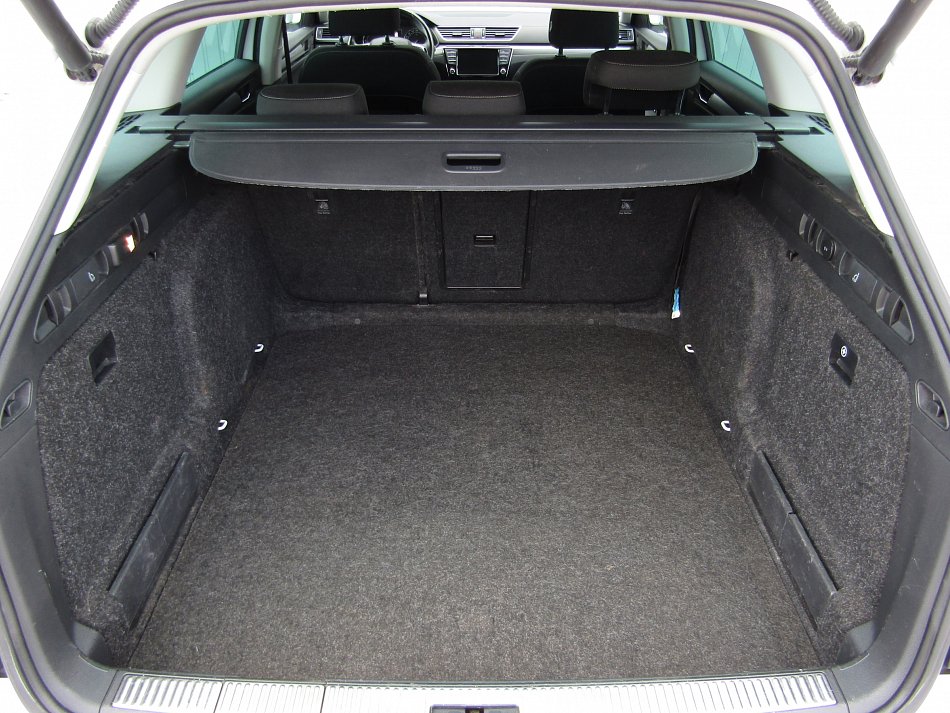 Škoda Superb III 2.0 TDi Style